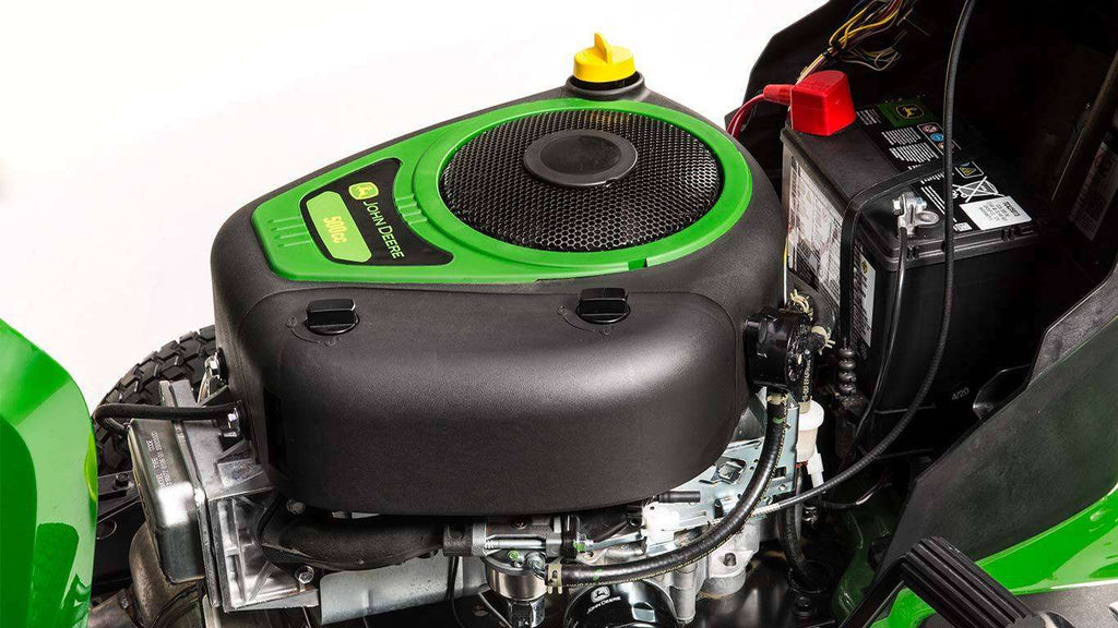 John Deere X117R mit Heckfangkorb