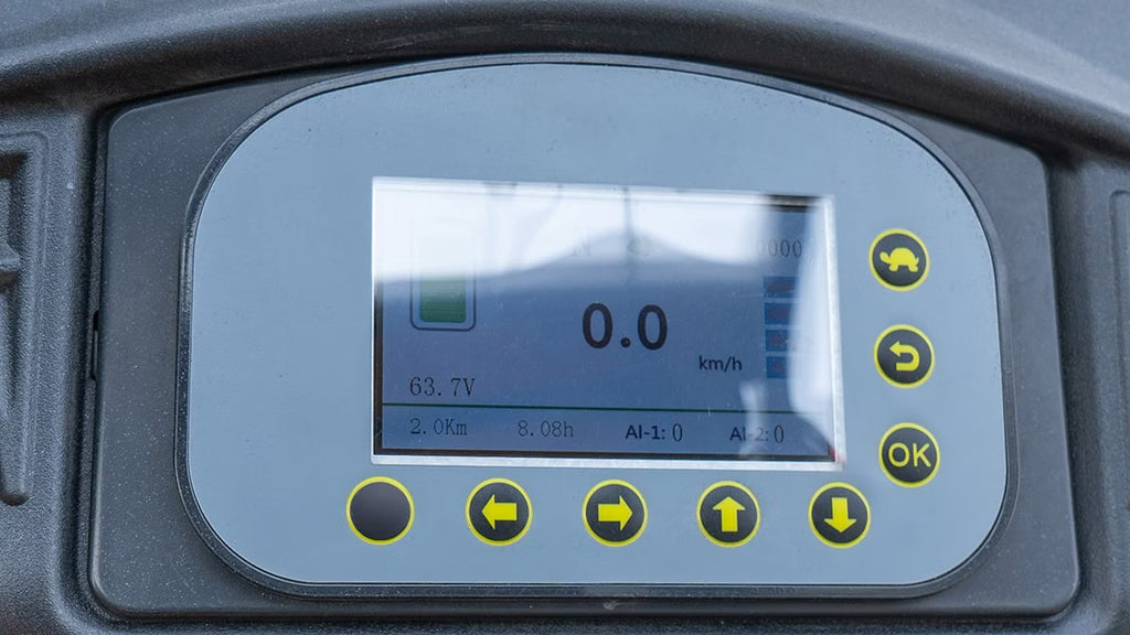LÖWE Elektro-Gabelstapler PROFI HLS 1500 – 1,5 Tonnen mit Seitenschieber